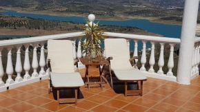 Casa Juan Lake Vinuela